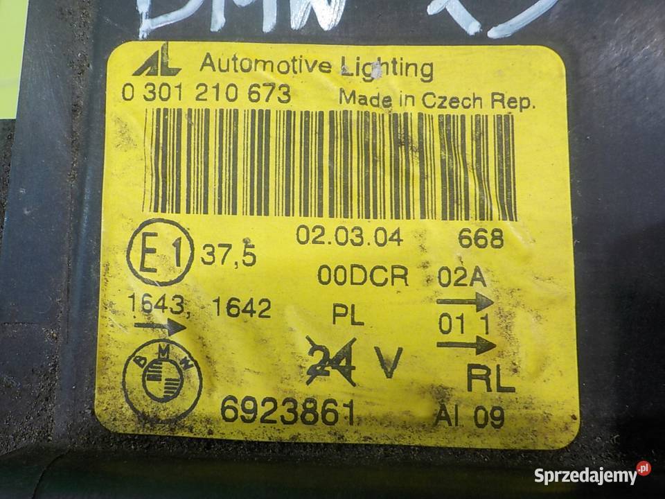 BMW X3 E83 30 B 04r 5D lampa lewa przod XENON mazowieckie Suków