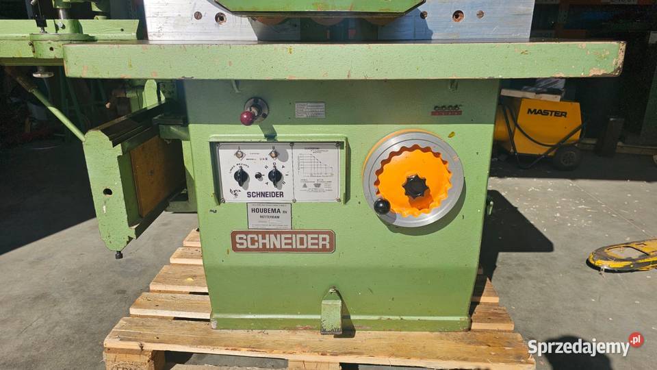 Frezarka Schneider z wózkiem i posuwem