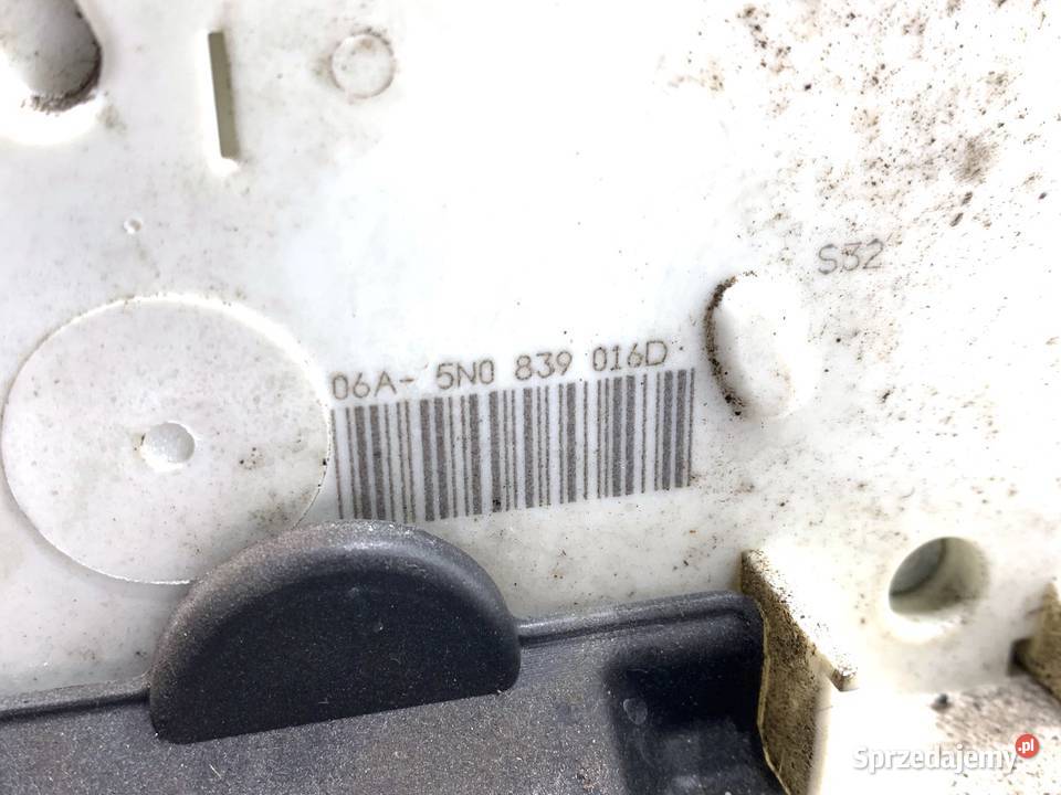 ZAMEK DRZWI PRAWY TYŁ VW TIGUAN SUV 5N0839016D