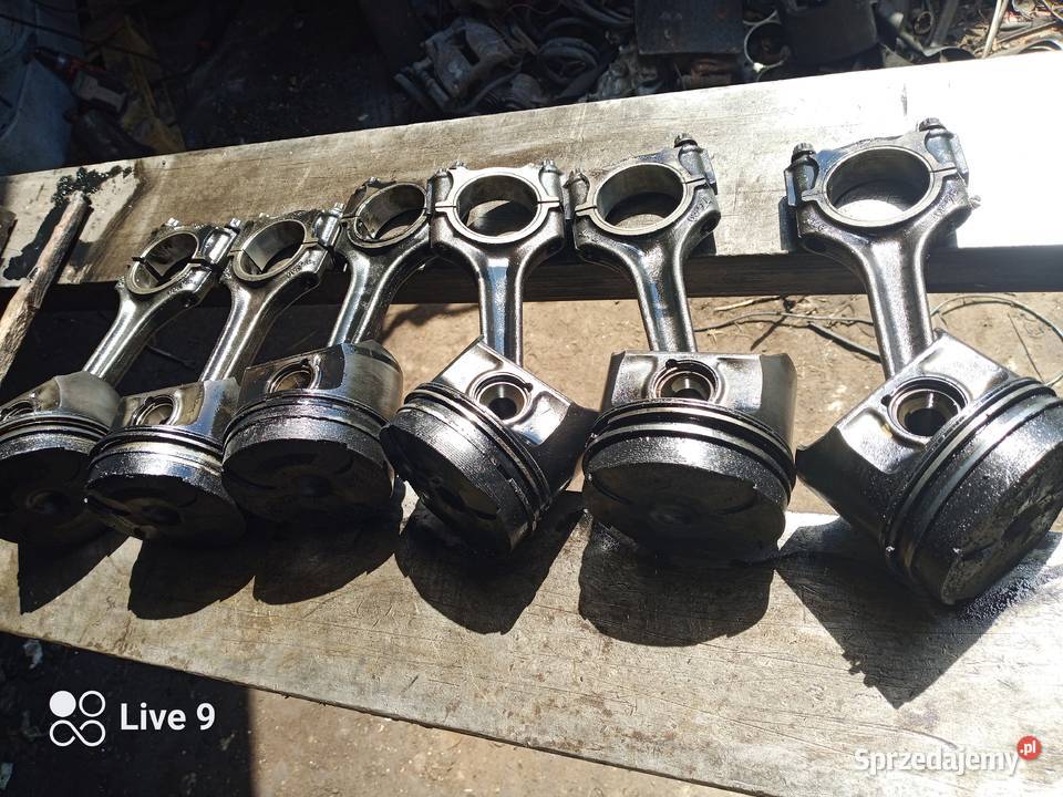 Mercedes om 606 tłoki korbowody Pozostałe Kocmyrzów