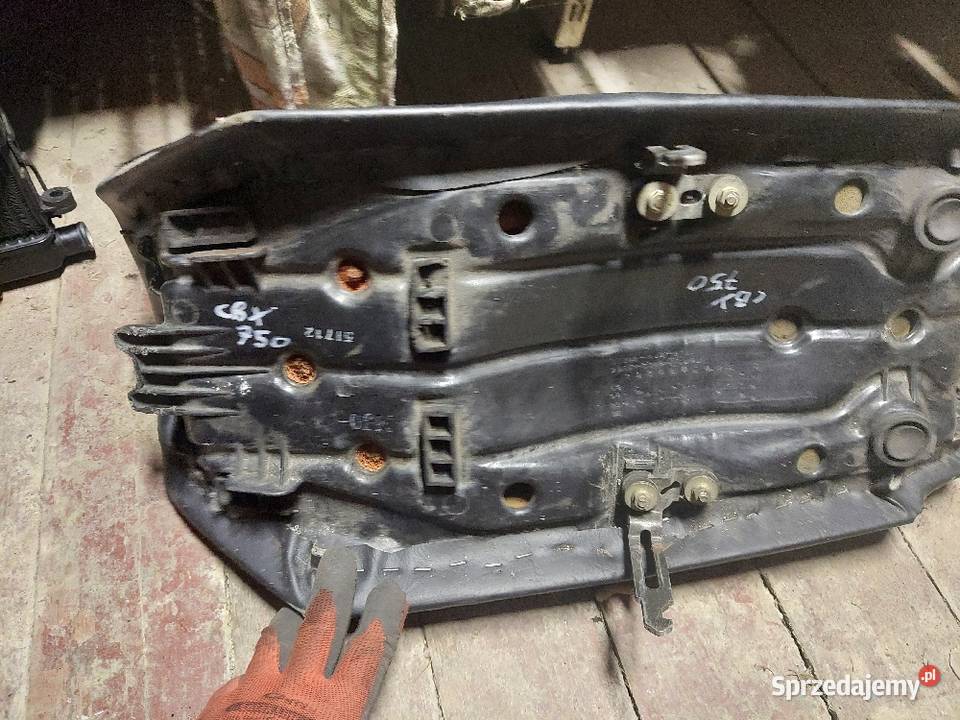 Honda cbx 750 F siedzenie fotel kanapa siedzisko Siedzenia sprzedam