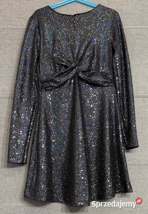 Dziewczęca czarna sukienka w cekiny z długim Żyrardów