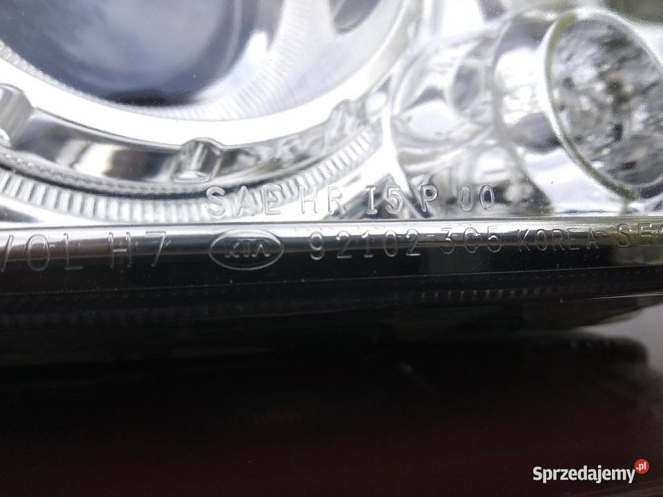 Kia Magentis I 1 LIFT lampa przednia prawa Sieradz
