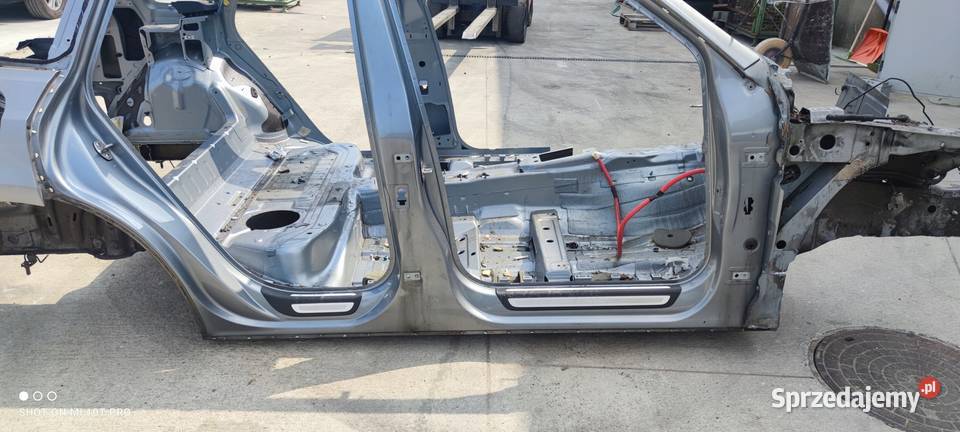 ĆWIARTKA PRÓG BOK PRAWA STRONA AUDI Q5 8R LY7G Przystajń