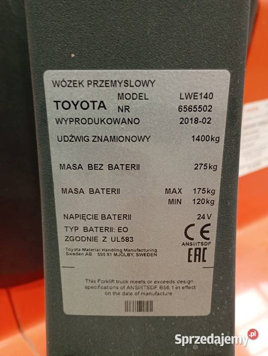 Toyota LWE140 elektryczny wózek paletowy sprawny Wózki widłowe Krępiec