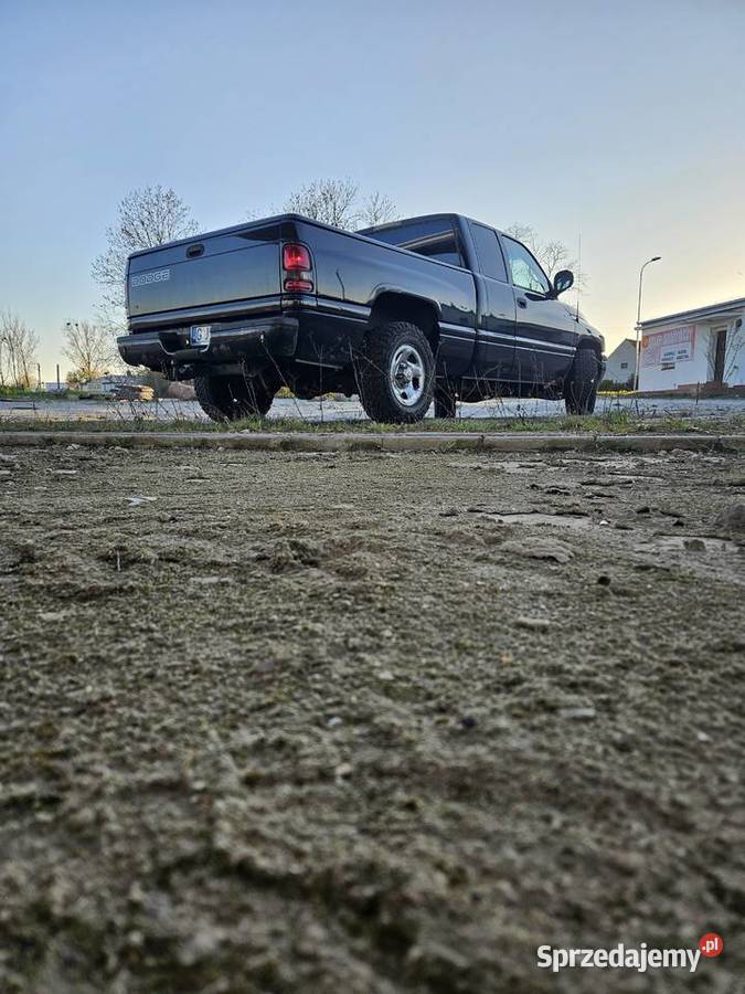 Dodge RAM 1500 59 MAAGNUM tempomat