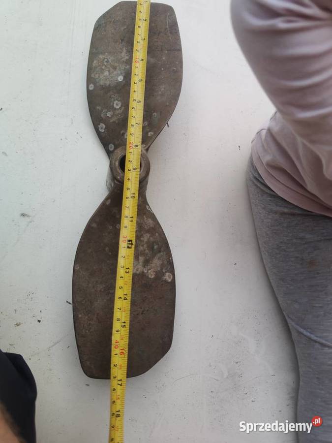 Śruba napędowa jachtu 17x12 skok Straszyn