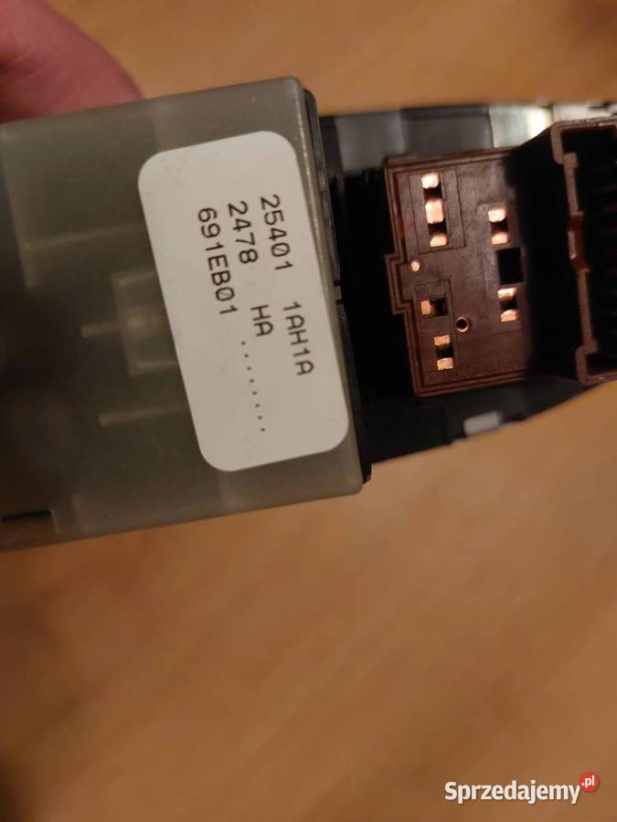 PANEL PRZEŁACZNIK SZYB NISSAN 254011AH1A Lublin sprzedam