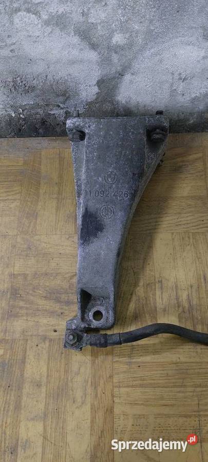 Łapa silnika podpora prawa bmw e39 25 tds m51 oe