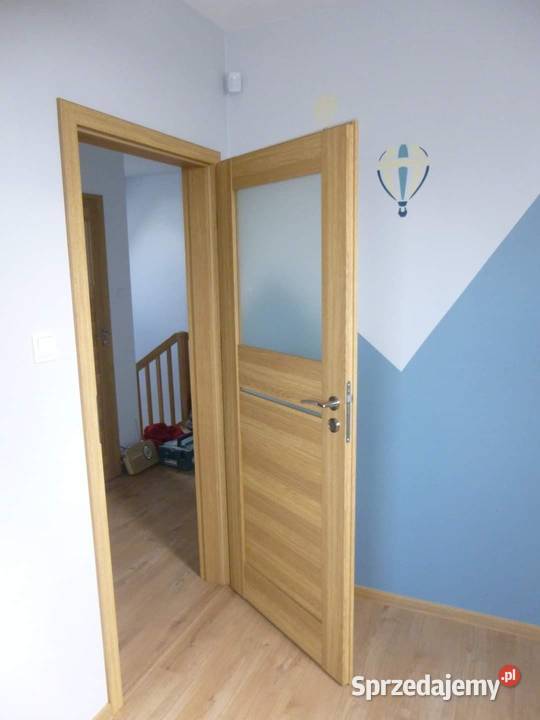 DRZWI Z ZABUDOWĄ STAREJ FUTRYNY METALOWEJ Drewno Piekary Śląskie sprzedam