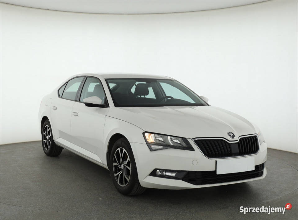 Skoda Superb 15 TSI automatyczna Superb mazowieckie