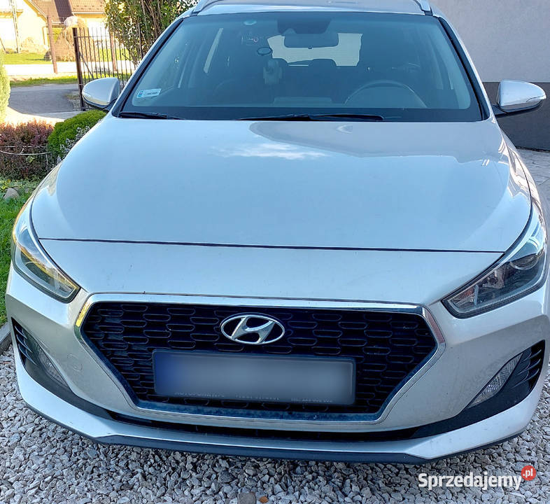 Hyundai I30 kombi silnik 14l krajowy serwisowany 49000km Świerzowa Polska sprzedam