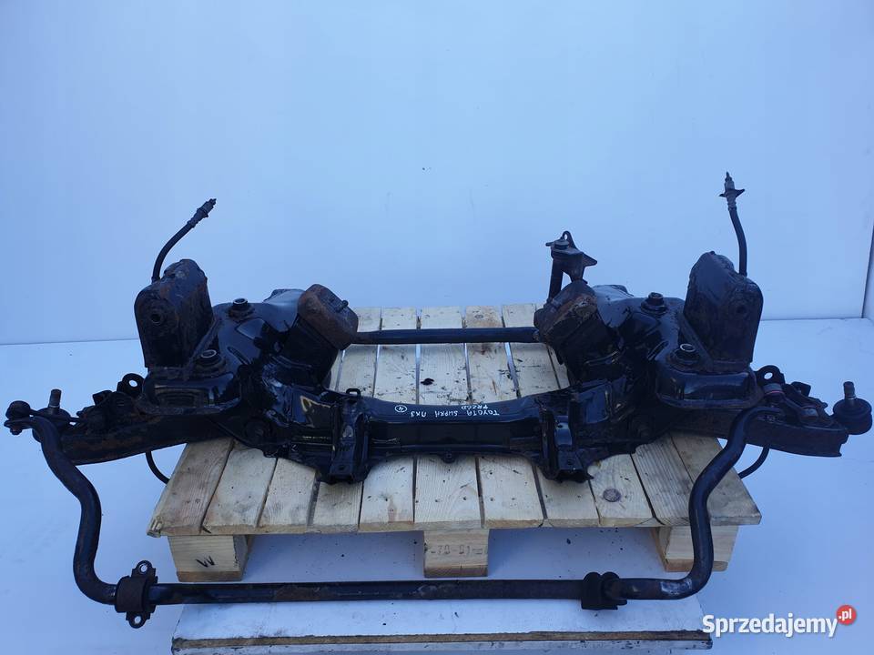 Toyota Supra 30 PRZEDNIE SANKI BELKA POD SILNIK Rudka