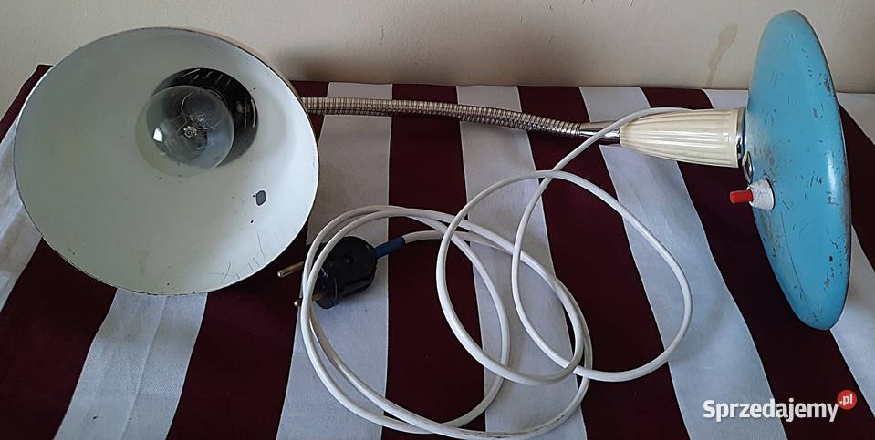 Lampa na biurko typ 1118 SZM 2 P T Wwa 2 z PRL Ostrów Wielkopolski sprzedam
