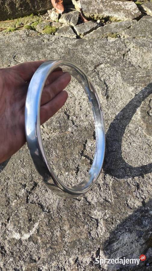 Ramka lampy przedniej Skoda 100s lampy przednie Cieszyn