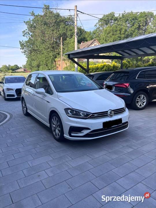 Golf Sportsvan R line Biała