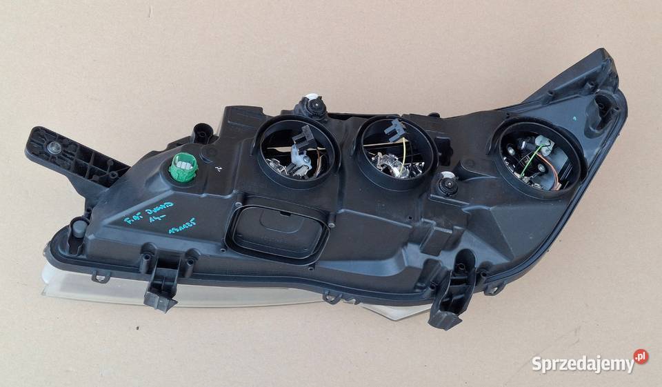 DUCATO JUMPER BOXER 14 LIFT REFLEKTOR PRAWY Bieleń