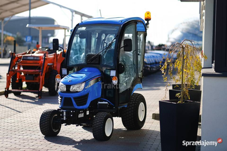 LS Tractor MT125 4x4 247 TURF CAB Tajęcina