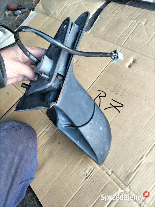 LUSTERKO LEWE FORD MONDEO MK3 SIWE Karoseria