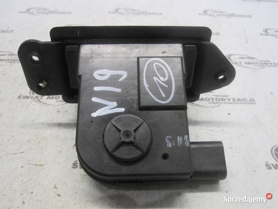 HYUNDAI i40 13r zamek klapy 4 PIN