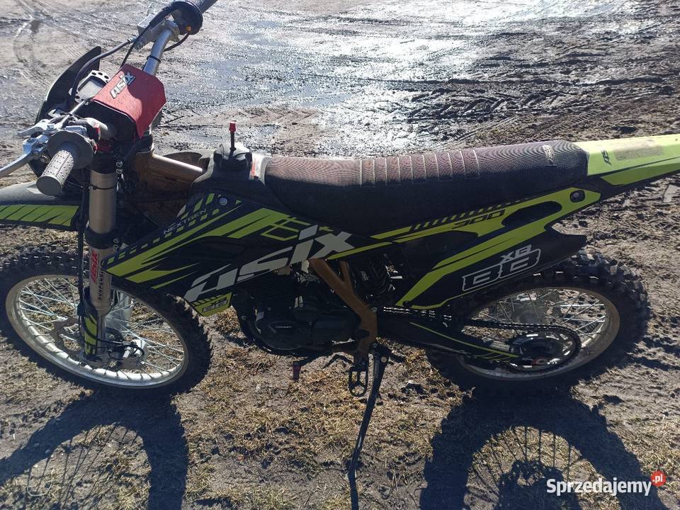 mam do sprzedania cross asix 300 z roku 2025 Brygidów