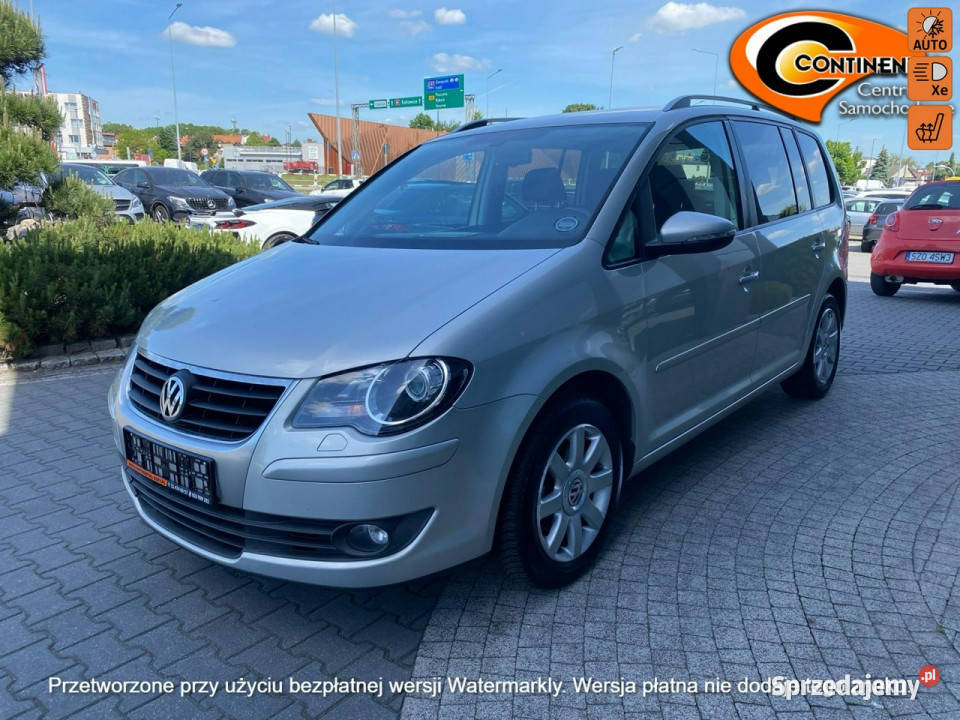 Volkswagen Touran 14 TSI140 lakier metallic Żory
