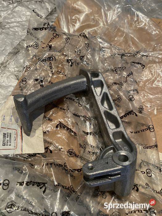 Piaggio Vespa PX125E PX150E PX200E 50 Pedał Poznań