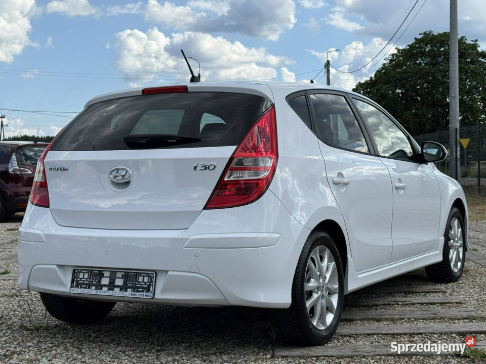 Hyundai i30 liftnavialuserwissuper stanz Niemiec ABS pomorskie Dąbrowa