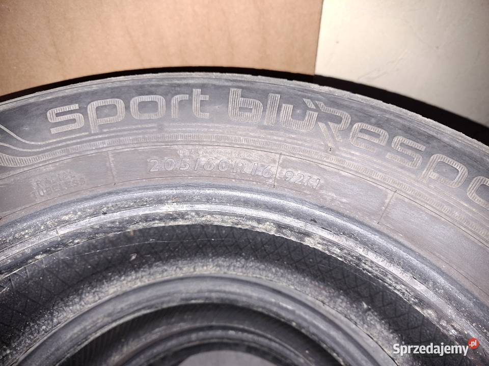 Opony 16 Dunlop Sport bluresponse