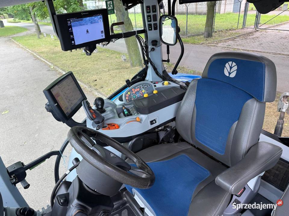Ciągnik Rolniczy Holland T7270 AutoCommand Nowa Ruda