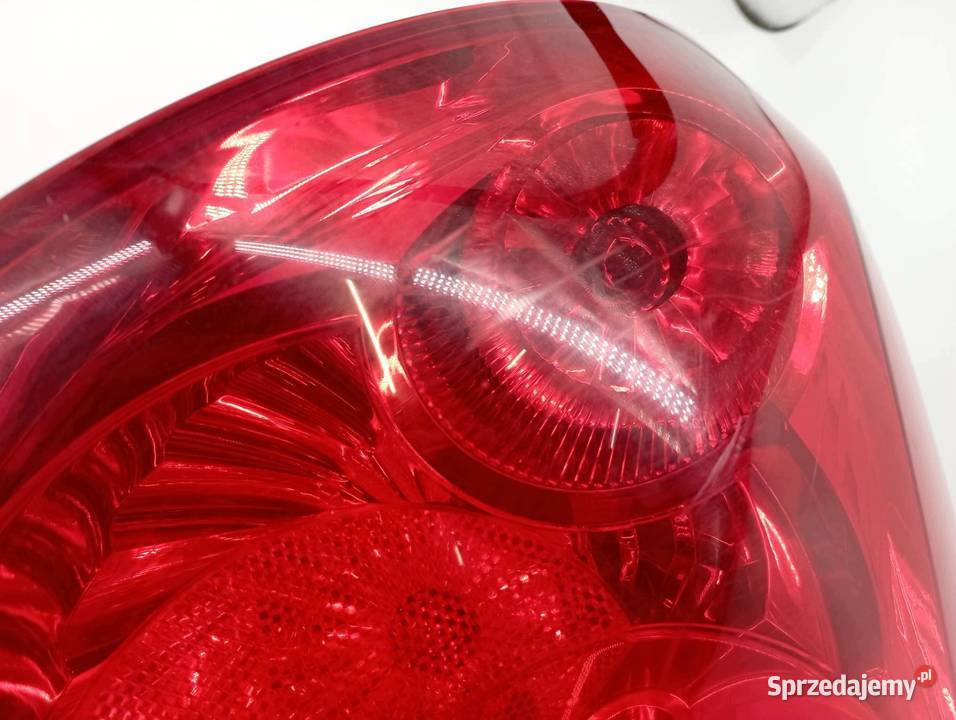 LAMPA TYŁ PRAWA EU Peugeot 207 I 20062012