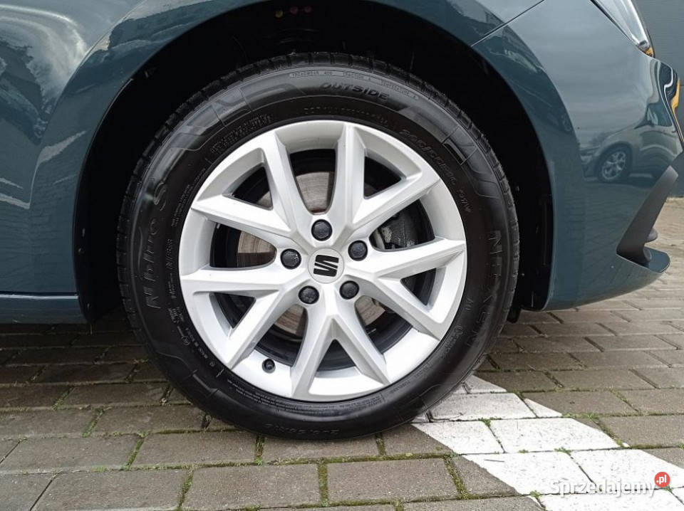 SEAT Leon 2024r FV23 SalonPL LED FrontLane 14956km Kraków sprzedam