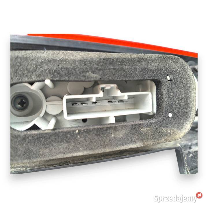 LAMPA PRAWA Ford Focus MK2 20042008 tylnia prawy Chełm