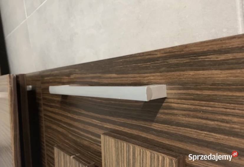 Metalowe uchwyty do szafek 21cm Miedziana Góra