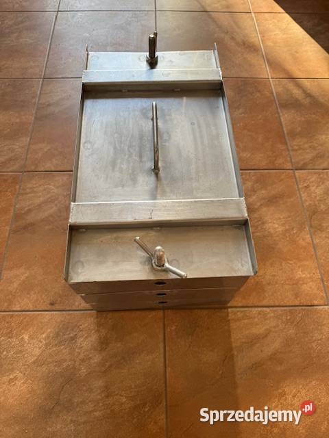 Wieża kolumna parzelnicza forma do mięsa