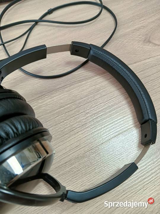 Słuchawki nauszne przewodowe Creative Aurvana Kraków