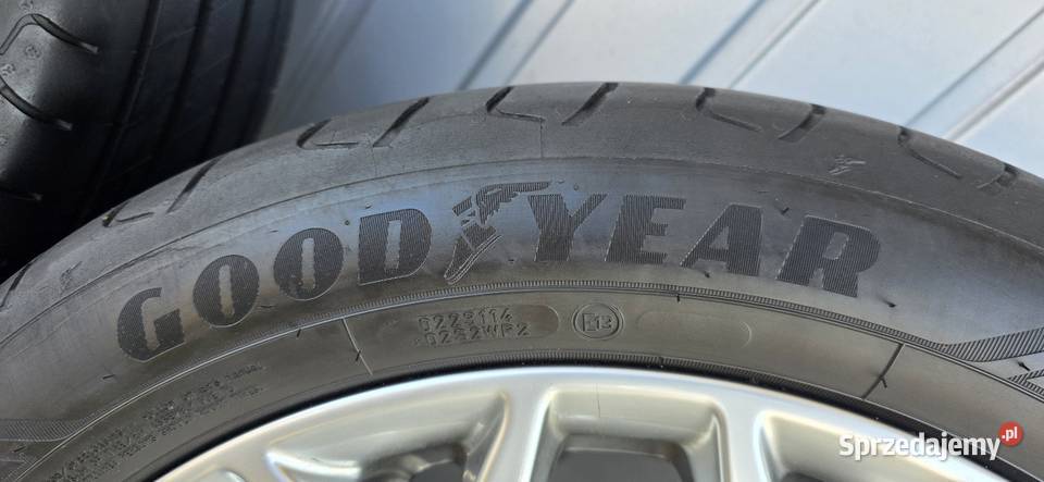 Oryginalne Koła Ford Focus Mondeo R17Opony Jelcz-Laskowice sprzedam