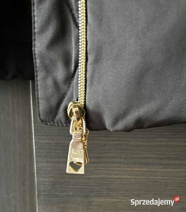 Moschino puchówka damska czarna zamki w kolorze Szczecin