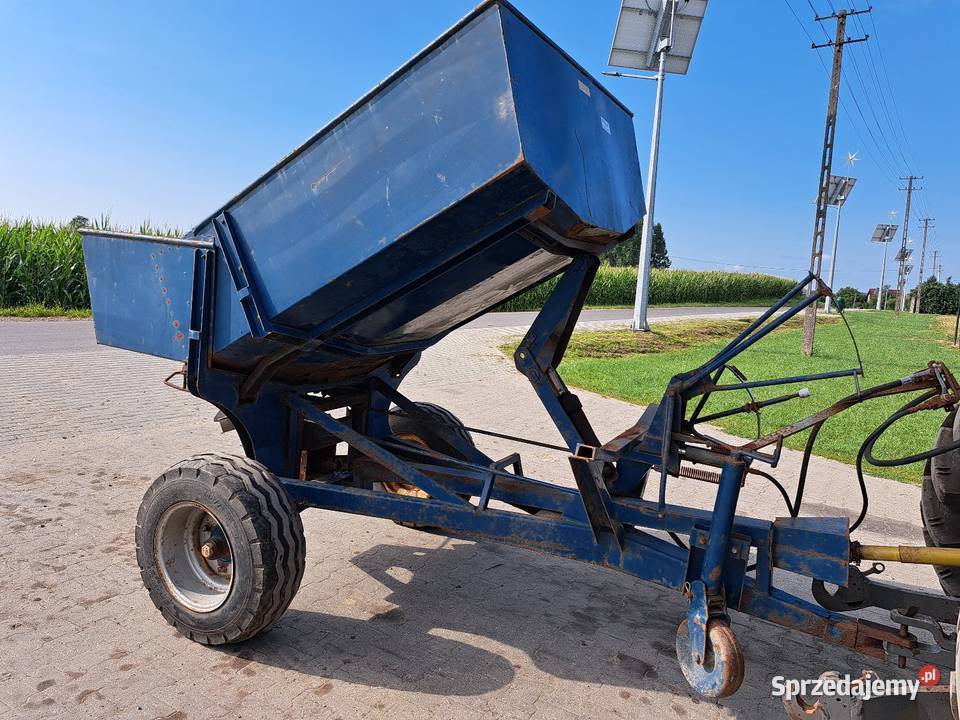 Rozsiewacz nawozów Bogballe B2000 Piecewo