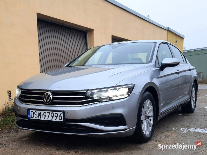 VW Passat B8 FL 15TSI 150 salon 1wł fabryczny garażowany Wałbrzych