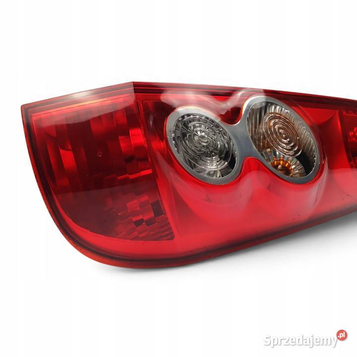 LAMPA PRAWA Ford Fiesta Mk6 VI lift 5D prawy tył Chełm