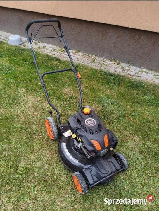 Kosiarka spalinowa Adano Piórków