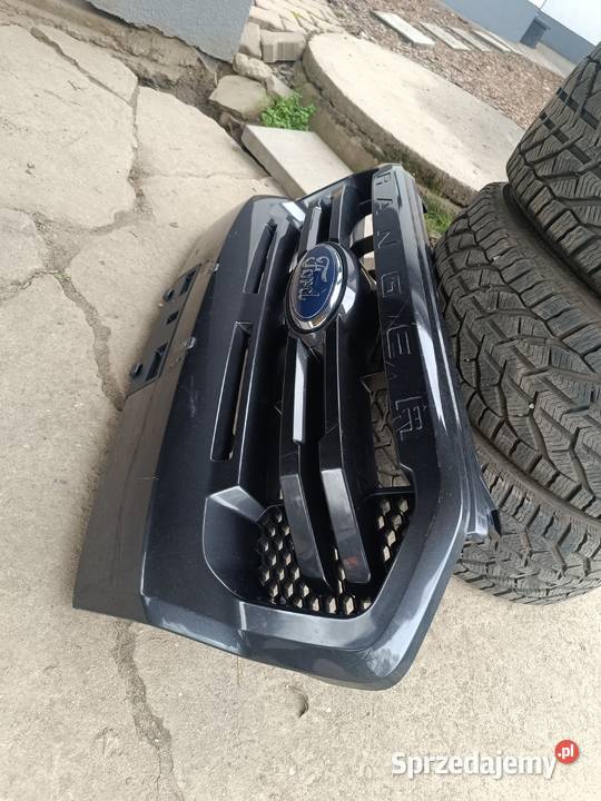 Grill atrapa ford ranger 2022