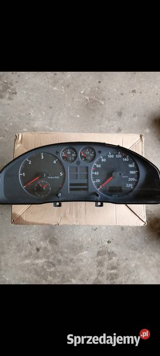 Sprzedam zegary Audi A4B5 19tdi Rzeszów