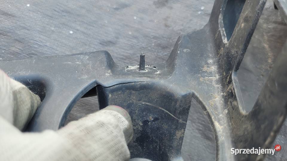 ŚLIZG ZDERZAKA LEWY TYŁ RENAULT MEGANE III COUPE Karoseria Ruda Śląska