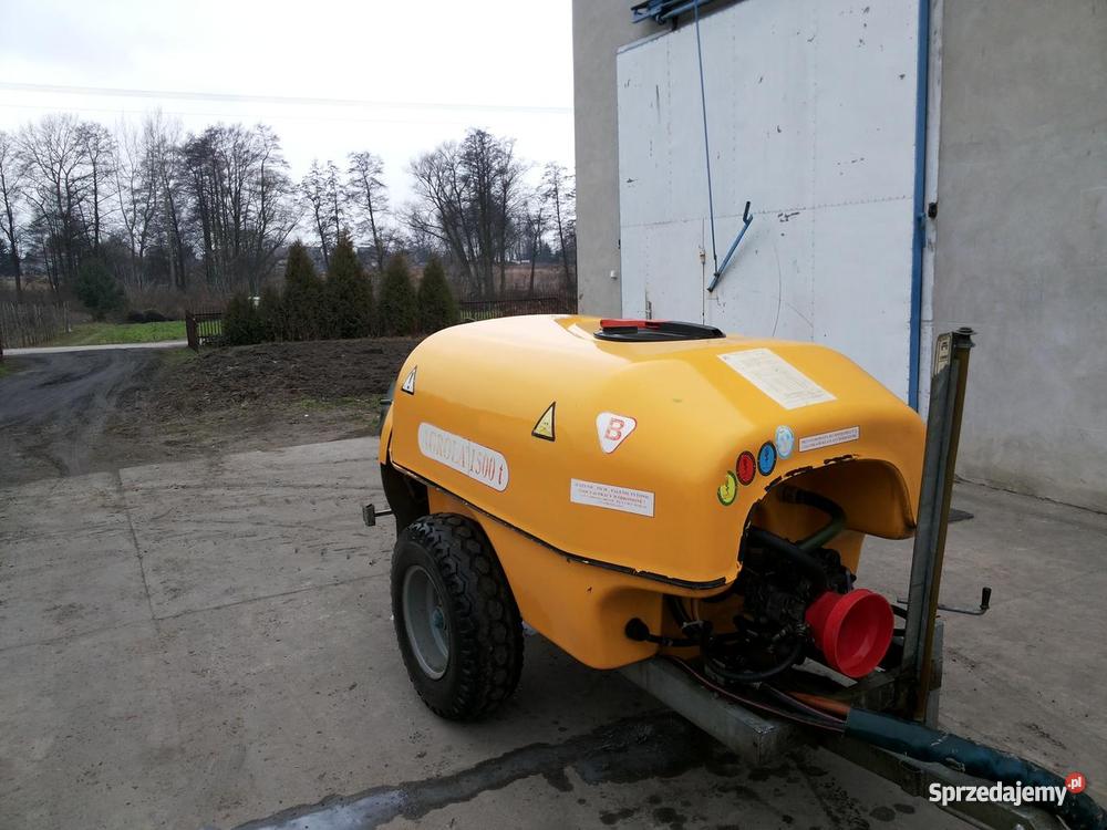 Opryskiwacz sadowniczy AGROLA 1500L nawożenie i ochrona roślin mazowieckie Lipie