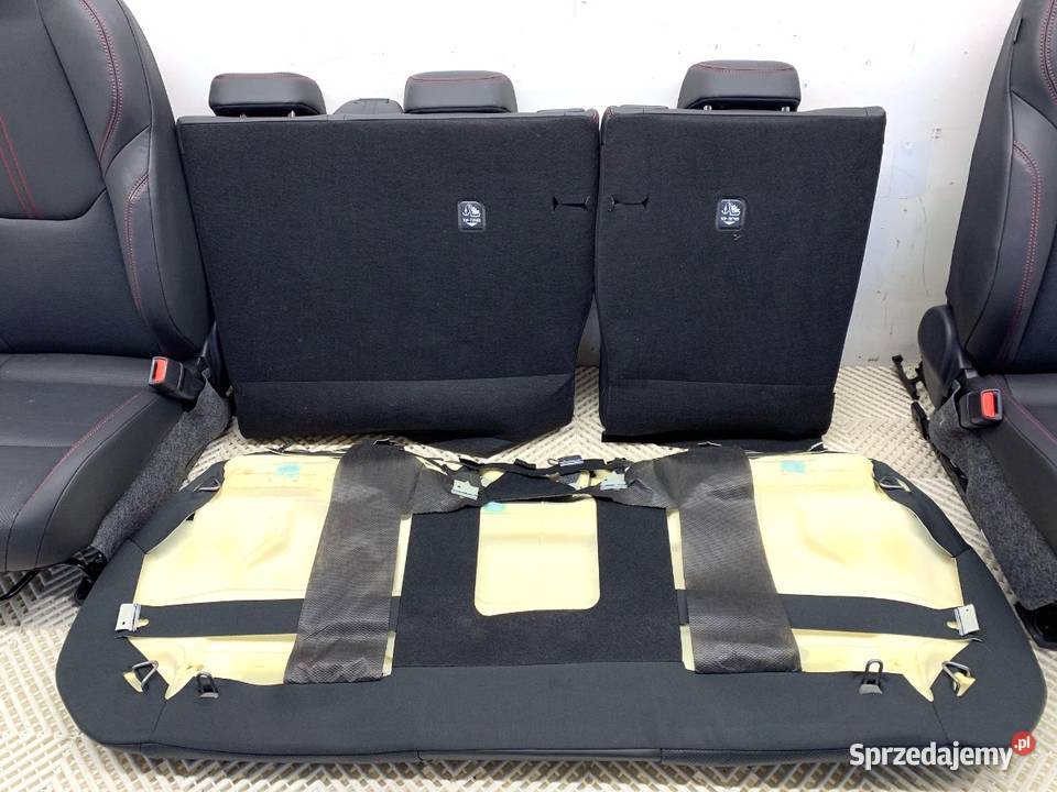 FOTELE KANAPA BOCZKI KOMPLET LEXUS LBX Crossover