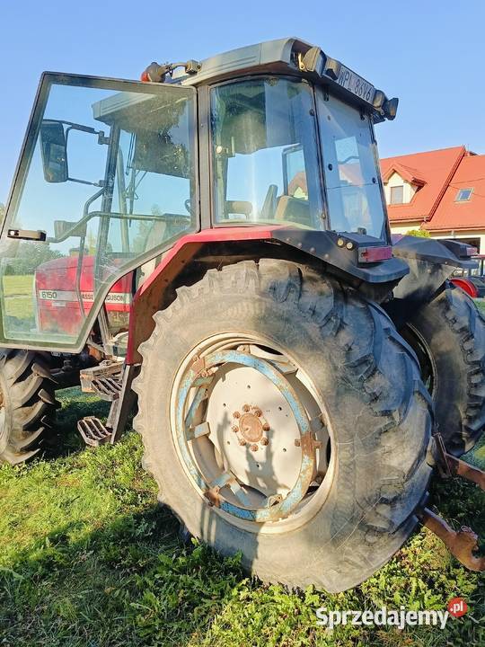 Ciągnik rolniczy Massey Ferguson 6150 mazowieckie