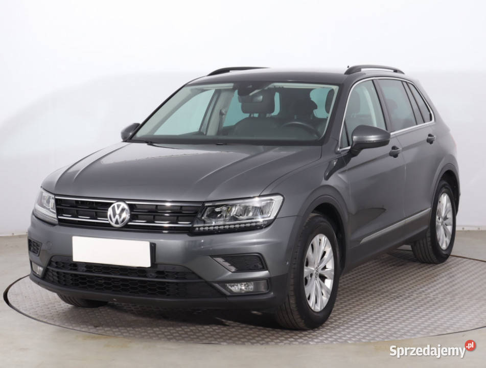 VW Tiguan 15 TSI światła LED Piaseczno