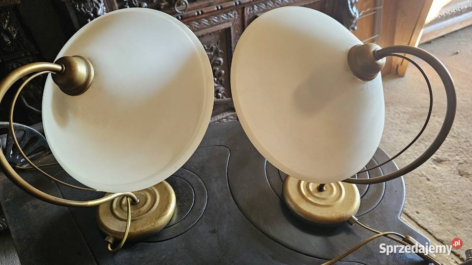 2 lampki stołowe MASSIVE vintage mleczne szkło Wałbrzych sprzedam